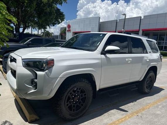 TOYOTA 4-RUNNER 2023 JTEFU5JR3P5287853 image