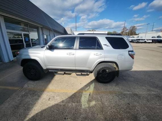TOYOTA 4-RUNNER 2023 JTERU5JR2P6114607 image