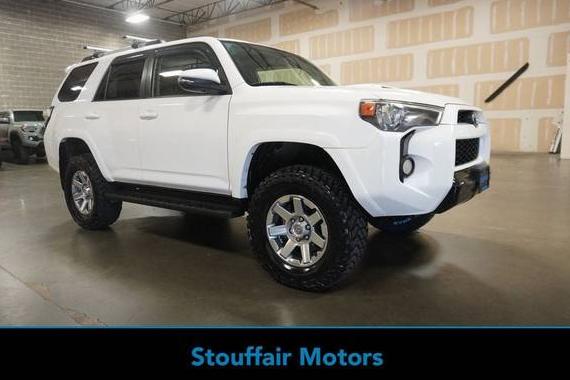 TOYOTA 4-RUNNER 2016 JTEBU5JR8G5298765 image
