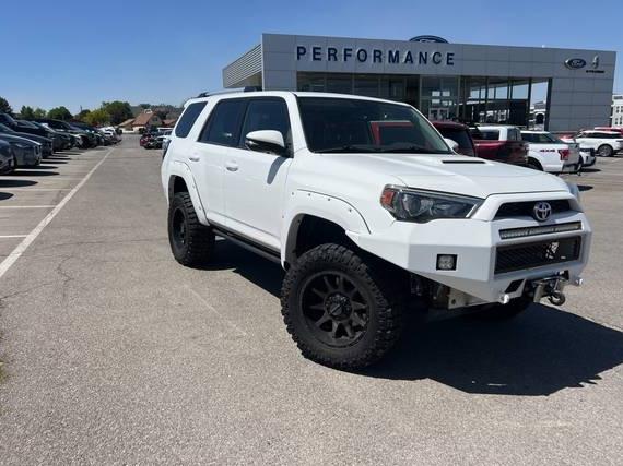 TOYOTA 4-RUNNER 2016 JTEBU5JR2G5331209 image