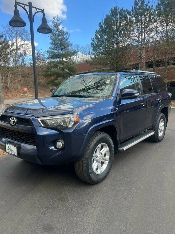 TOYOTA 4-RUNNER 2019 JTEBU5JR6K5638763 image TOYOTA 4-RUNNER 2019 JTEBU5JR6K5638763 image