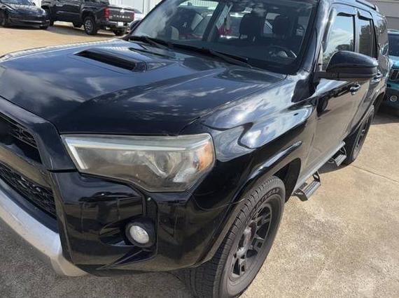 TOYOTA 4-RUNNER 2019 JTEBU5JR2K5663188 image