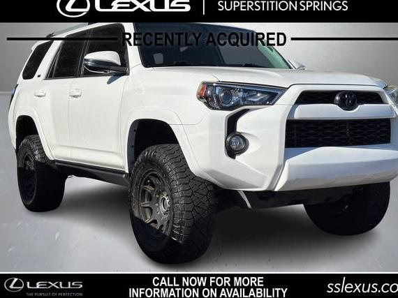 TOYOTA 4-RUNNER 2019 JTEBU5JR0K5674688 image