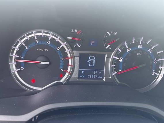 TOYOTA 4-RUNNER 2019 JTEBU5JR3K5692666 image