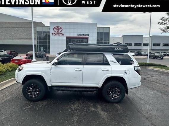 TOYOTA 4-RUNNER 2019 JTEBU5JR8K5650462 image