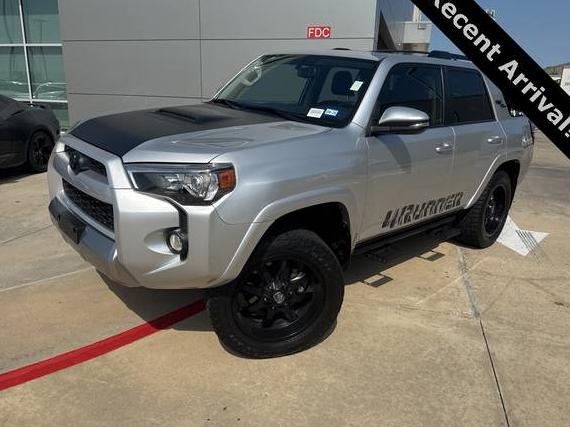 TOYOTA 4-RUNNER 2019 JTEBU5JR0K5611431 image