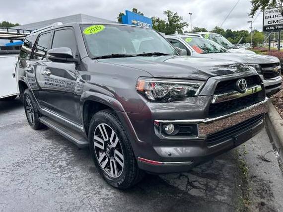 TOYOTA 4-RUNNER 2019 JTEBU5JRXK5658143 image