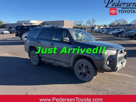 TOYOTA 4-RUNNER 2019 JTEBU5JR2K5668424 image