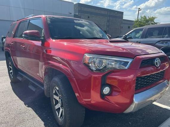 TOYOTA 4-RUNNER 2019 JTEBU5JR9K5703993 image