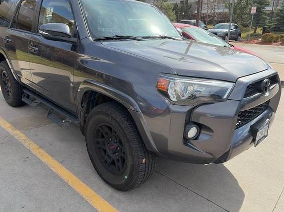 TOYOTA 4-RUNNER 2019 JTEBU5JR8K5622970 image