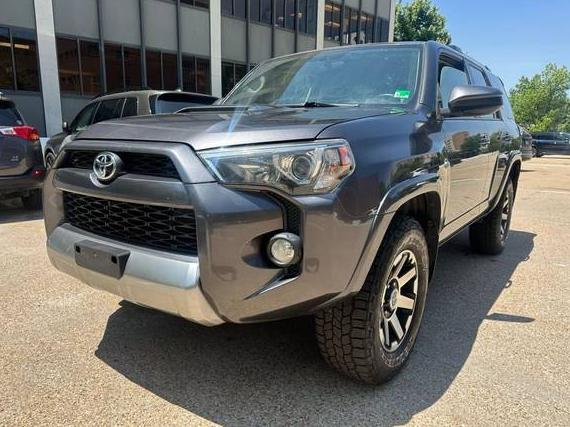 TOYOTA 4-RUNNER 2018 JTEBU5JR2J5524967 image