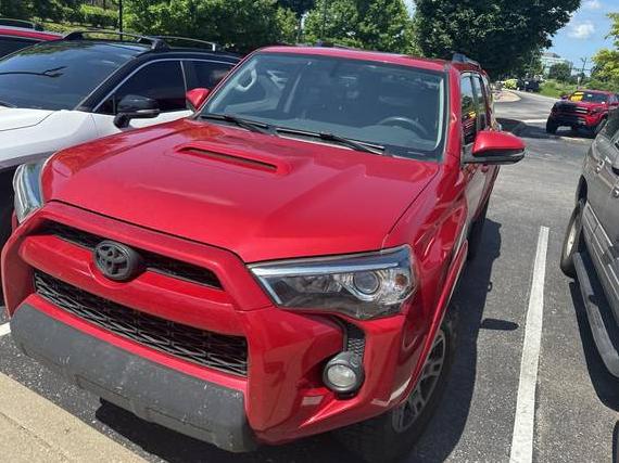 TOYOTA 4-RUNNER 2018 JTEBU5JR0J5572578 image