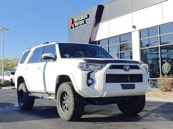 TOYOTA 4-RUNNER 2018 JTEBU5JR2J5515489 image TOYOTA 4-RUNNER 2018 JTEBU5JR2J5515489 image