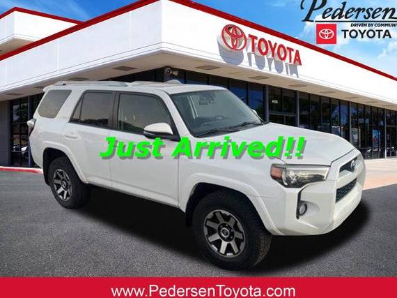 TOYOTA 4-RUNNER 2018 JTEBU5JRXJ5511349 image