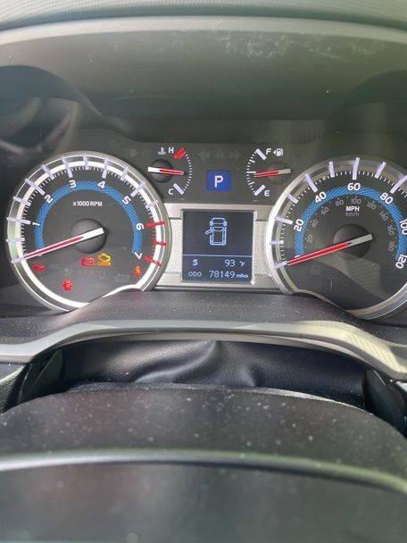 TOYOTA 4-RUNNER 2018 JTEBU5JR7J5577213 image