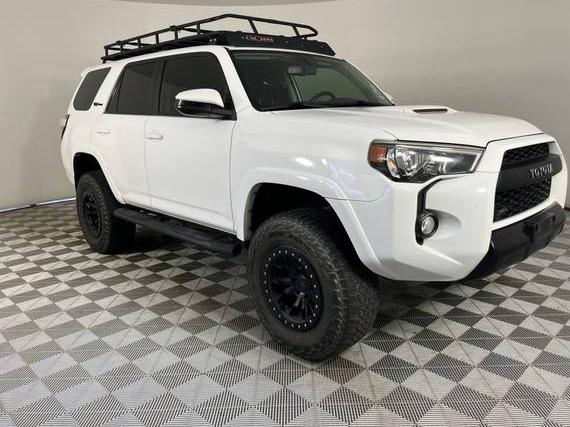 TOYOTA 4-RUNNER 2018 JTEBU5JR9J5605352 image