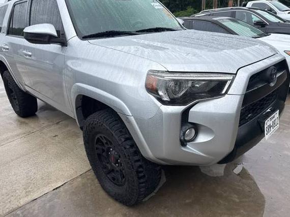 TOYOTA 4-RUNNER 2018 JTEBU5JR9J5564852 image