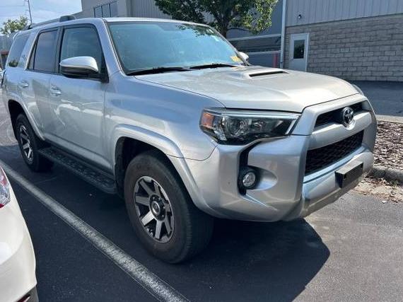TOYOTA 4-RUNNER 2018 JTEBU5JR6J5508545 image