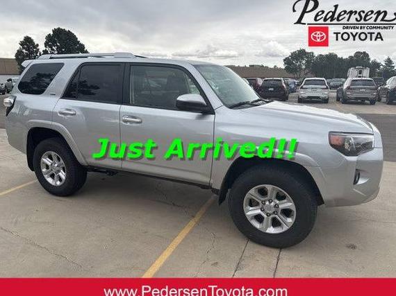 TOYOTA 4-RUNNER 2018 JTEBU5JR9J5563054 image