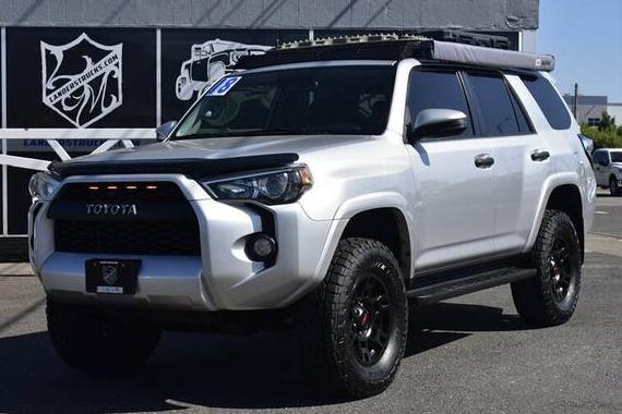 TOYOTA 4-RUNNER 2018 JTEBU5JR8J5535083 image