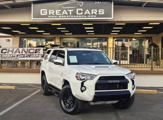 TOYOTA 4-RUNNER 2018 JTEBU5JR1J5514737 image