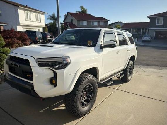 TOYOTA 4-RUNNER 2021 JTERU5JR5M5949943 image
