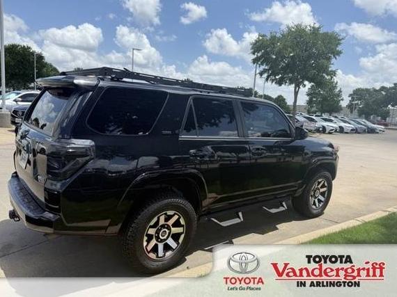 TOYOTA 4-RUNNER 2021 JTEMU5JR2M5908485 image