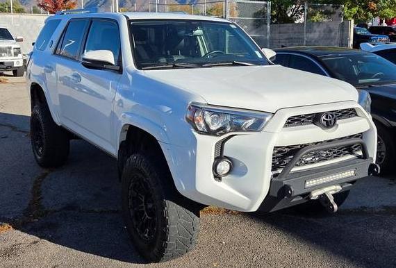 TOYOTA 4-RUNNER 2017 JTEBU5JR5H5480490 image