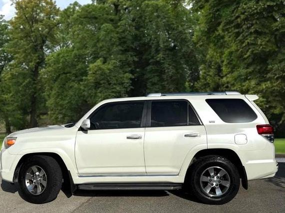 TOYOTA 4-RUNNER 2012 JTEZU5JR0C5035985 image