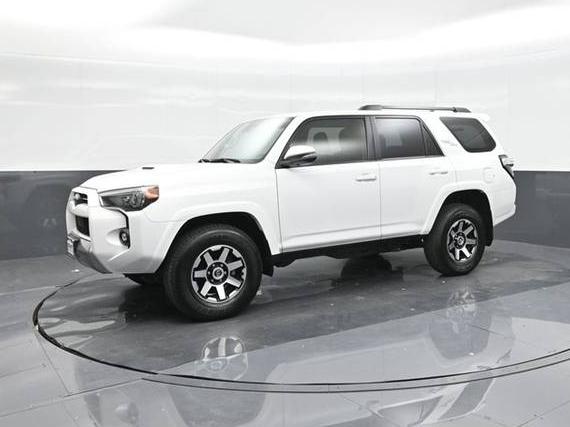 TOYOTA 4-RUNNER 2024 JTERU5JR6R6302470 image