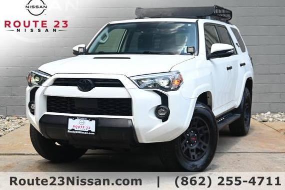 TOYOTA 4-RUNNER 2024 JTERU5JR8R6218411 image