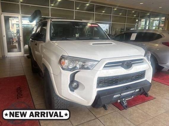 TOYOTA 4-RUNNER 2020 JTEBU5JR9L5811032 image