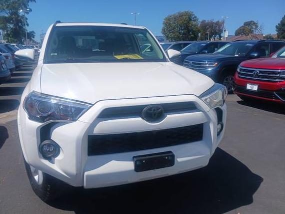TOYOTA 4-RUNNER 2020 JTEBU5JRXL5750421 image