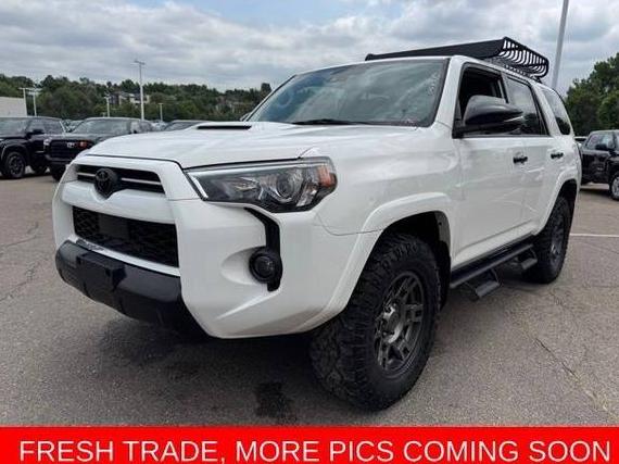TOYOTA 4-RUNNER 2020 JTEBU5JR1L5792315 image