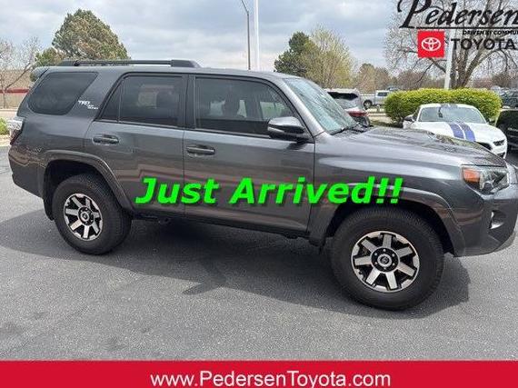 TOYOTA 4-RUNNER 2020 JTEBU5JRXL5772189 image