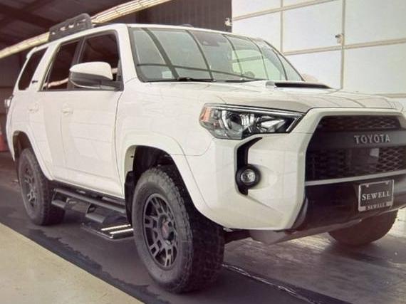 TOYOTA 4-RUNNER 2020 JTEBU5JR7L5795087 image
