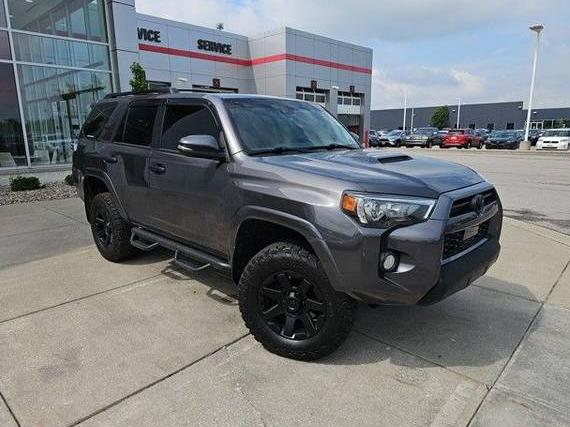 TOYOTA 4-RUNNER 2020 JTEBU5JR6L5784517 image