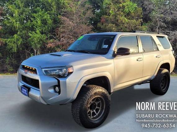 TOYOTA 4-RUNNER 2020 JTEBU5JR4L5796004 image TOYOTA 4-RUNNER 2020 JTEBU5JR4L5796004 image