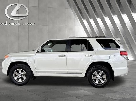 TOYOTA 4-RUNNER 2011 JTEBU5JR4B5073817 image