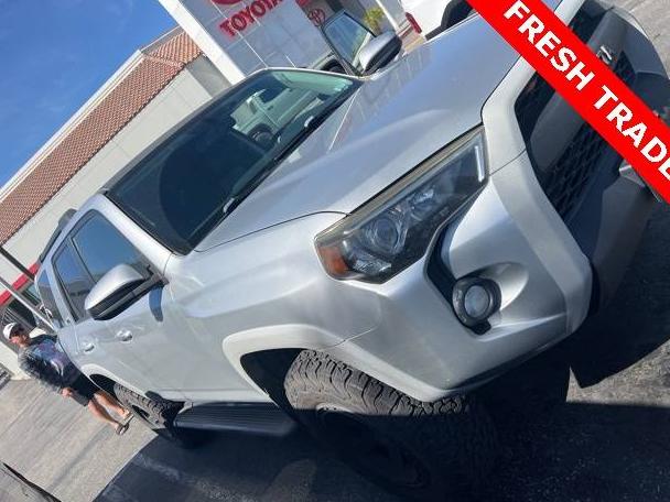 TOYOTA 4-RUNNER 2015 JTEZU5JR6F5096245 image