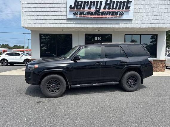TOYOTA 4-RUNNER 2022 JTEFU5JR5N5277645 image