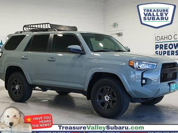 TOYOTA 4-RUNNER 2022 JTETU5JR8N6076447 image