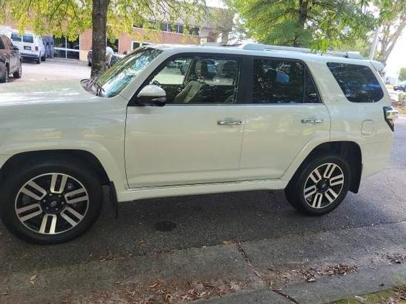 TOYOTA 4-RUNNER 2022 JTEKU5JRXN5988580 image