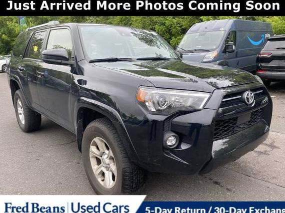 TOYOTA 4-RUNNER 2022 JTEMU5JR2N6085990 image