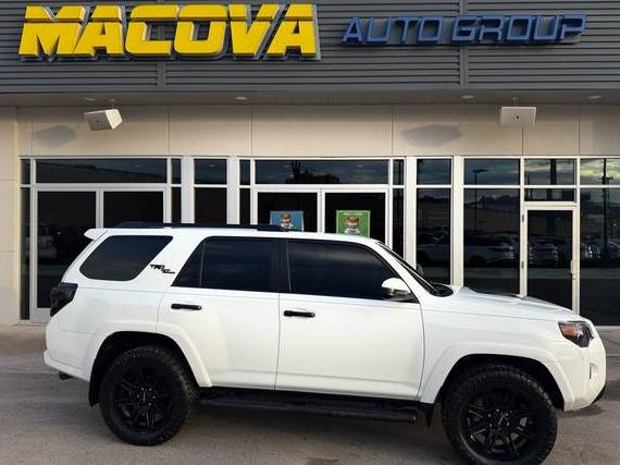 TOYOTA 4-RUNNER 2022 JTEPU5JR1N6083144 image