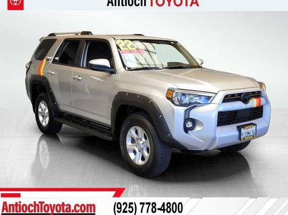 TOYOTA 4-RUNNER 2022 JTEMU5JR8N6052458 image