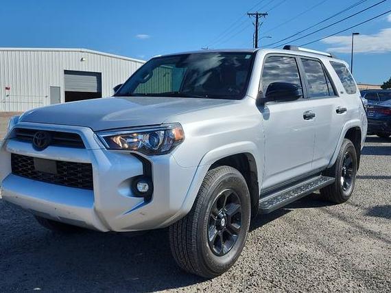 TOYOTA 4-RUNNER 2022 JTEMU5JR6N6044519 image