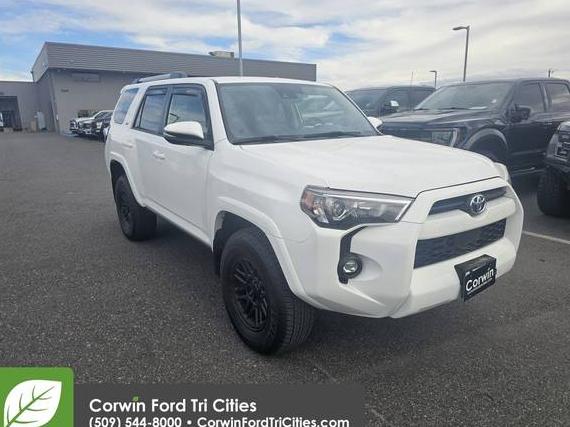 TOYOTA 4-RUNNER 2022 JTENU5JR2N5972709 image