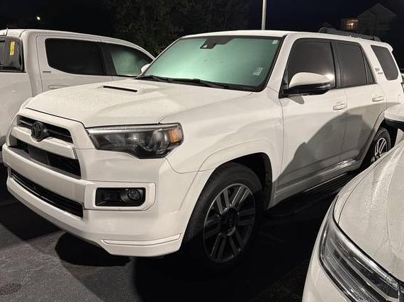 TOYOTA 4-RUNNER 2022 JTEAU5JR6N5264641 image