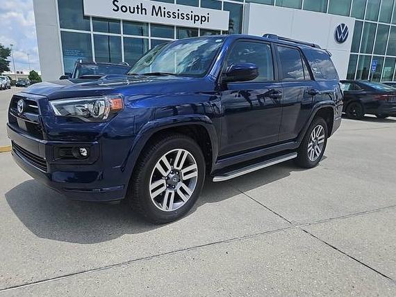 TOYOTA 4-RUNNER 2022 JTEAU5JR4N5271667 image